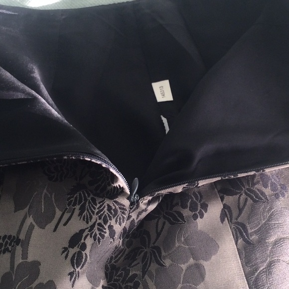 Ann Taylor Navy Blue/Gray/Silver Jacquard Print Skirt - Picture 5 of 8